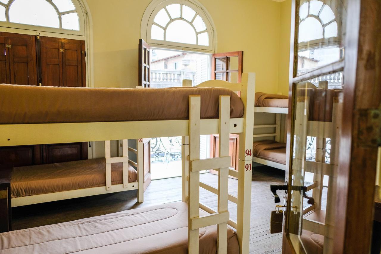 Hostel Del Centro San Miguel de Tucumán Kültér fotó